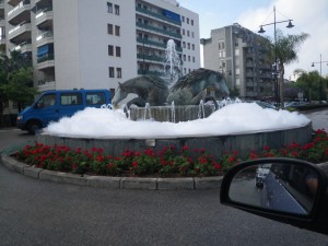 Schaumbad im Brunnen